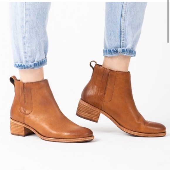 Kork-Ease leather pull on boots